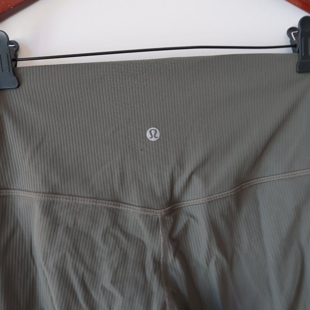 Lululemon Green Leggings Size 4